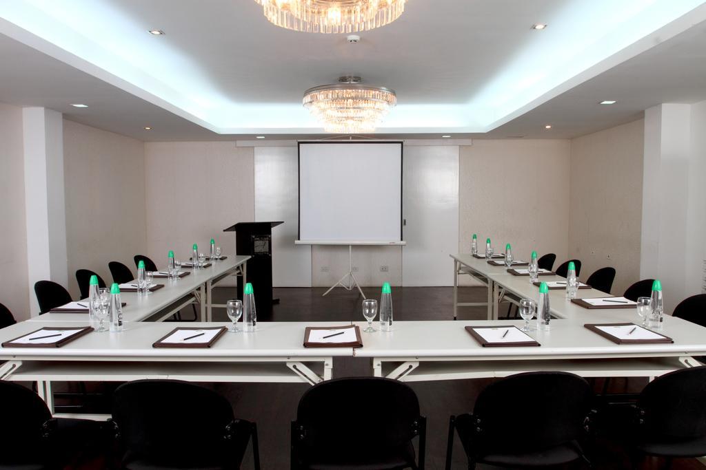 The Sulo Riviera Hotel Quezon City Ngoại thất bức ảnh