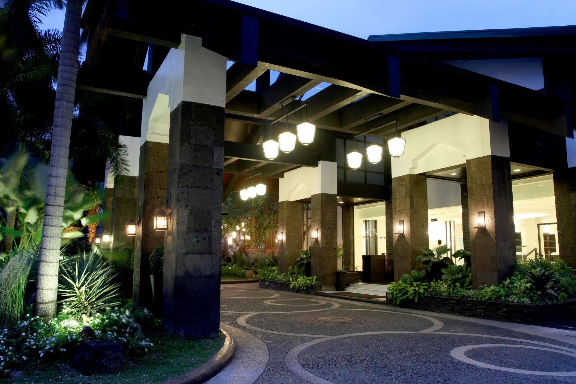 The Sulo Riviera Hotel Quezon City Ngoại thất bức ảnh